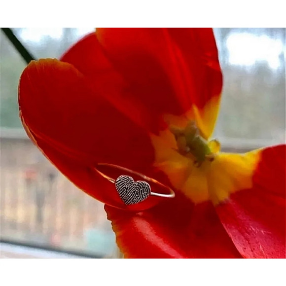 NEW Women’s Dainty 925 Sterling Silver Fingerprint Heart‎ Ring, Adjustable - Picture 8 of 11